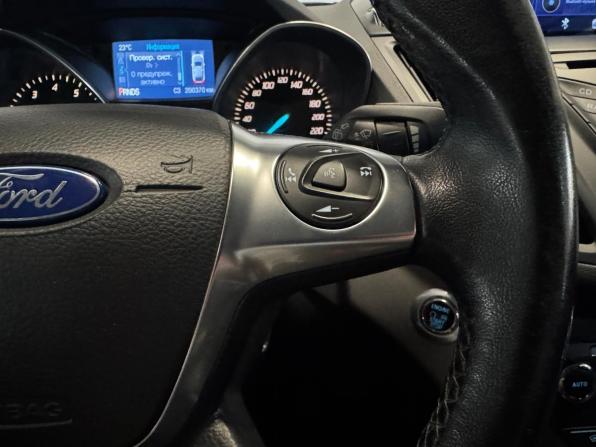Ford Kuga II с пробегом 2014 года, цена 1 099 000 рублей, 200356 км, внедорожник, Автокод Объявления