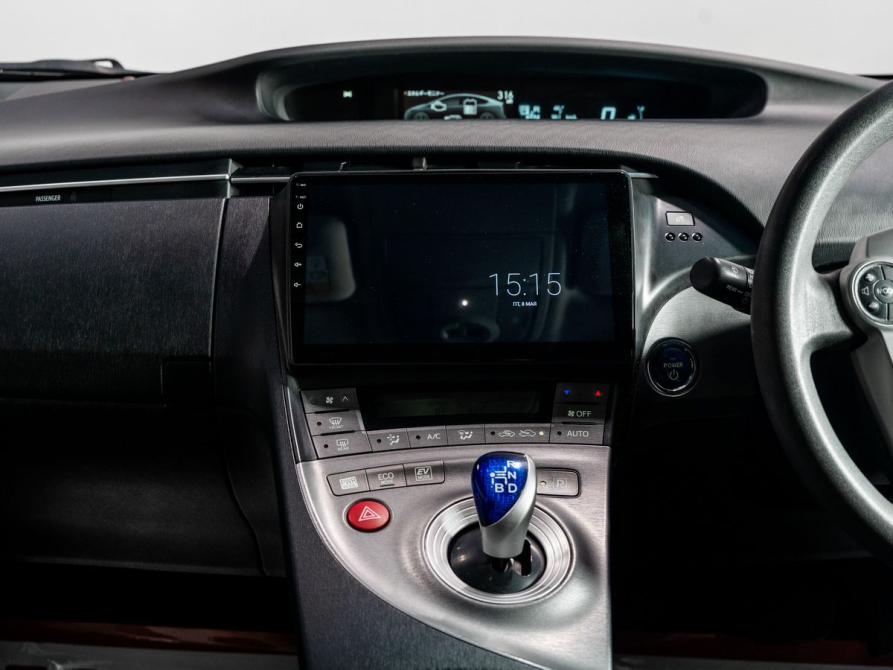 Toyota Prius III Рестайлинг (XW30) Чита  - изображение 10