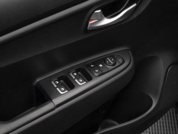 Kia Rio IV с пробегом 2019 года, цена 1 430 000 рублей, 92383 км, хэтчбек, Автокод Объявления