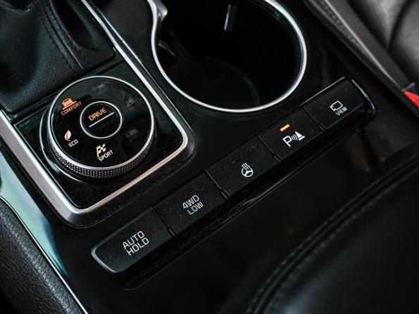 Kia Mohave I Рестайлинг с пробегом 2020 года, цена 4 949 000 рублей, 61742 км, внедорожник, Автокод Объявления