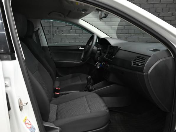 Volkswagen Polo VI с пробегом 2021 года, цена 1 490 000 рублей, 64864 км, лифтбек, Автокод Объявления