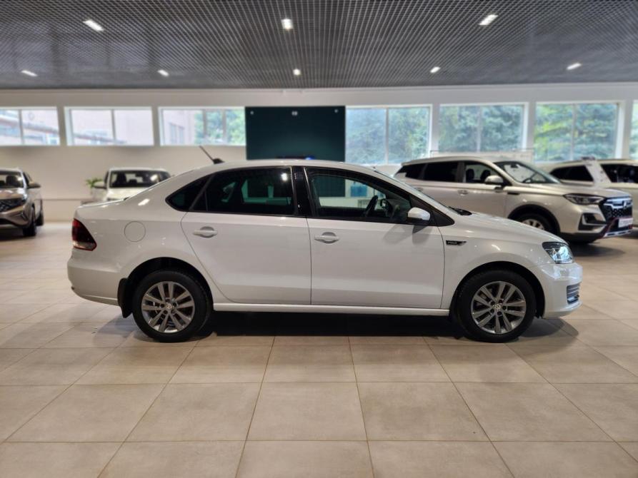 Volkswagen Polo V Рестайлинг Великий Новгород  - изображение 9