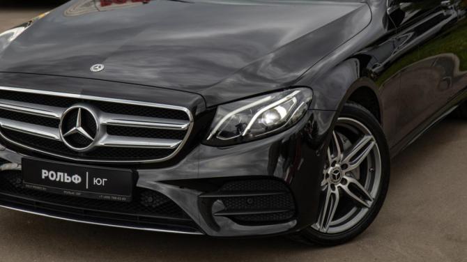 Mercedes-Benz E-Класс V (W213 S213 C238) с пробегом 2019 года, цена 3 628 000 рублей, 45052 км, седан, Автокод Объявления