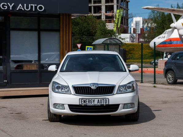Skoda Octavia II (A5) Рестайлинг с пробегом 2011 года, цена 750 000 рублей, 268051 км, лифтбек, Автокод Объявления