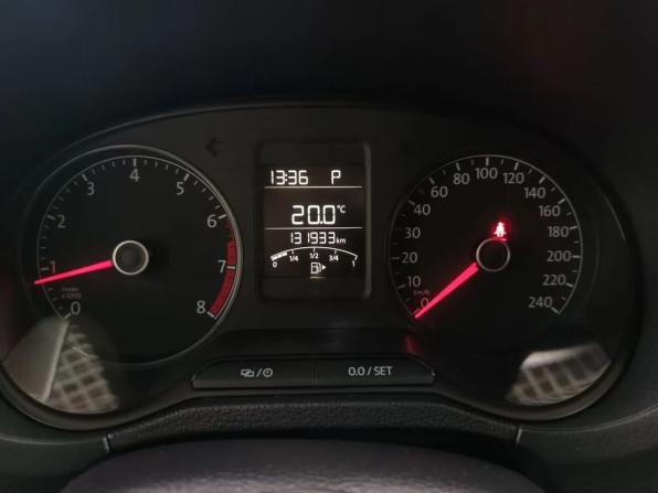 Volkswagen Polo V Рестайлинг с пробегом 2016 года, цена 1 120 000 рублей, 132000 км, седан, Автокод Объявления