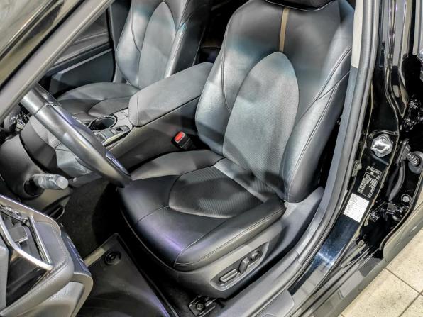 Toyota Camry VIII (XV70) с пробегом 2021 года, цена 2 650 000 рублей, 73230 км, седан, Автокод Объявления