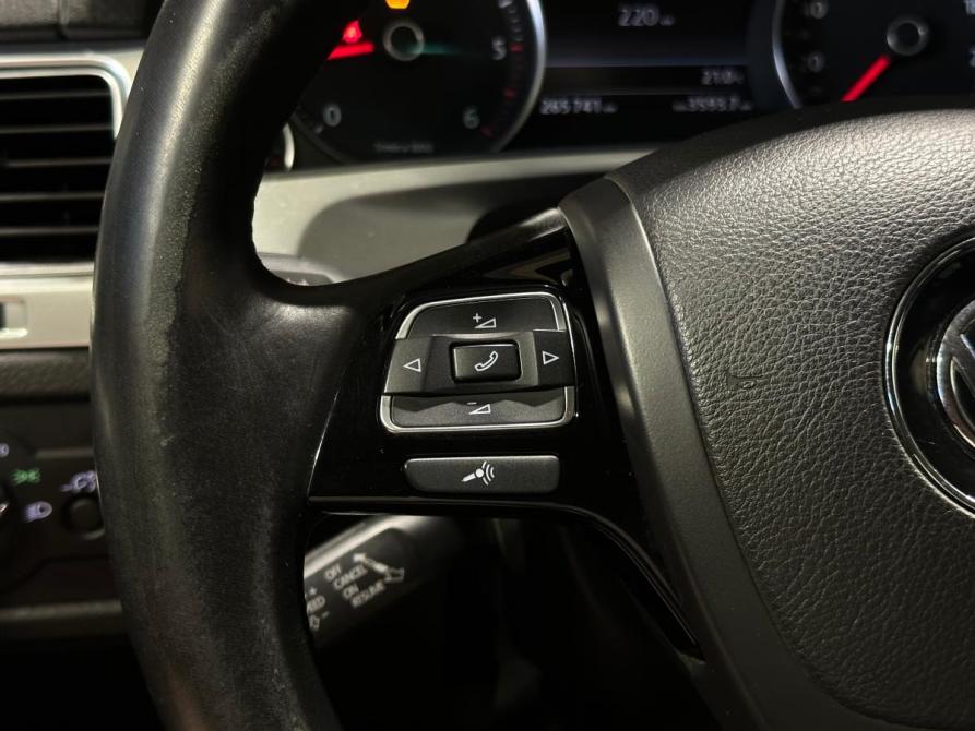 Volkswagen Touareg II Рестайлинг Челябинск  - изображение 20