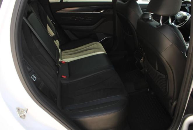 Geely Monjaro I с пробегом 2024 года, цена 3 525 000 рублей, 28748 км, внедорожник, Автокод Объявления