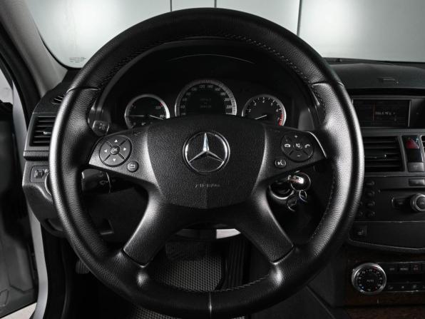 Mercedes-Benz C-Класс III (W204) с пробегом 2007 года, цена 999 000 рублей, 304138 км, седан, Автокод Объявления