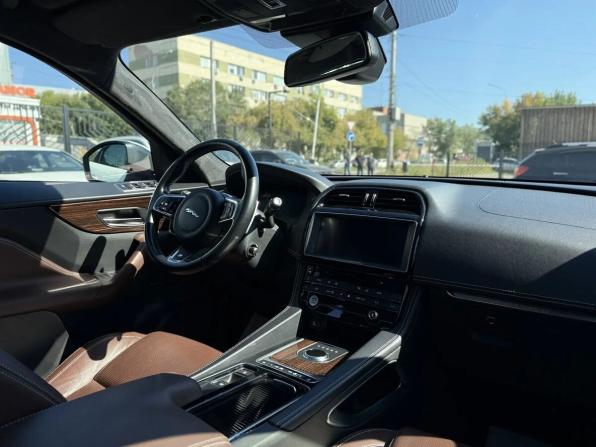 Jaguar F-Pace I с пробегом 2017 года, цена 3 750 000 рублей, 149323 км, внедорожник, Автокод Объявления