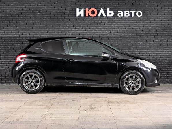 Peugeot 208 I с пробегом 2013 года, цена 700 000 рублей, 77641 км, хэтчбек, Автокод Объявления