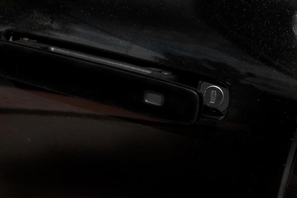 Hongqi E-HS9 Москва  - изображение 19