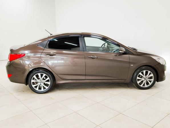 Hyundai Solaris I Рестайлинг с пробегом 2015 года, цена 687 800 рублей, 242540 км, седан, Автокод Объявления