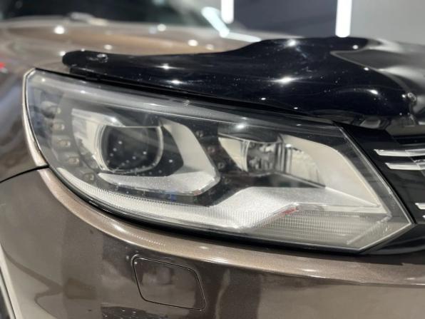 Volkswagen Tiguan I Рестайлинг с пробегом 2015 года, цена 1 370 000 рублей, 255000 км, внедорожник, Автокод Объявления