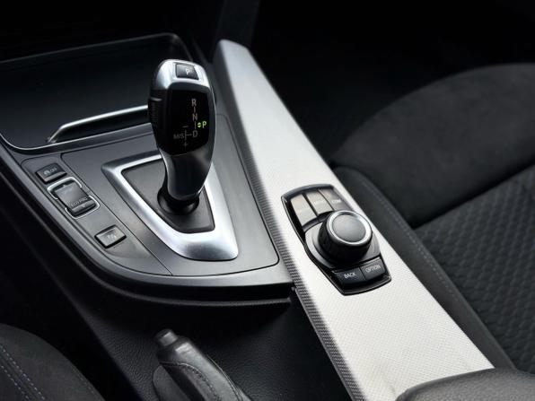 BMW 3 серии VI (F3x) Рестайлинг с пробегом 2017 года, цена 1 699 000 рублей, 194500 км, седан, Автокод Объявления