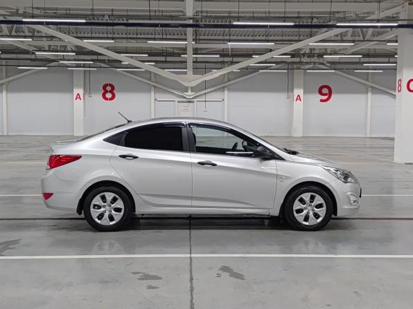 Hyundai Solaris I Рестайлинг с пробегом 2016 года, цена 1 225 000 рублей, 71301 км, седан, Автокод Объявления