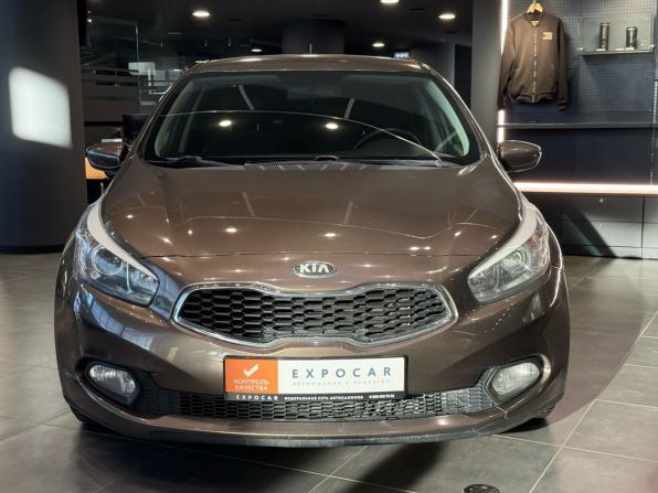 Kia Ceed II с пробегом 2012 года, цена 940 000 рублей, 186469 км, хэтчбек, Автокод Объявления