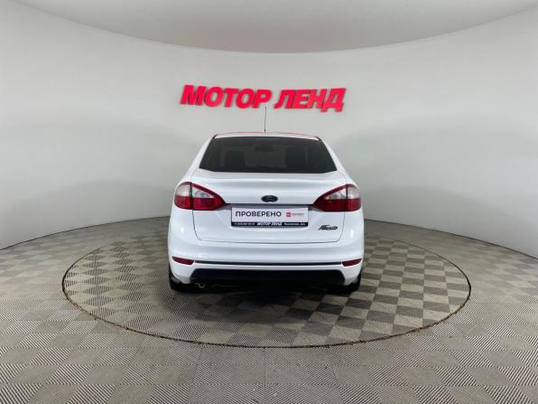 Ford Fiesta Mk6 Рестайлинг с пробегом 2015 года, цена 755 000 рублей, 162057 км, седан, Автокод Объявления