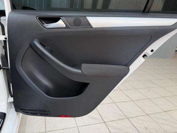 Volkswagen Jetta VI с пробегом 2012 года, цена 750 000 рублей, 182228 км, седан, Автокод Объявления