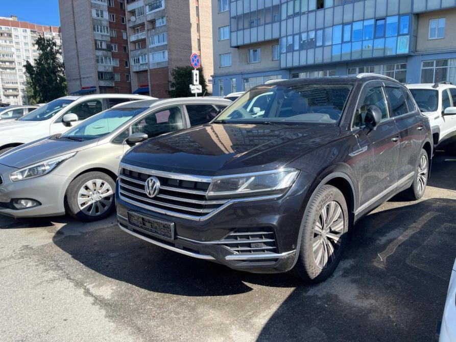 Volkswagen Touareg III Санкт-Петербург  - изображение 1