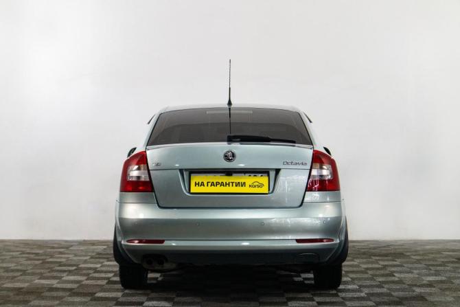Skoda Octavia II (A5) Рестайлинг с пробегом 2009 года, цена 879 000 рублей, 258733 км, лифтбек, Автокод Объявления
