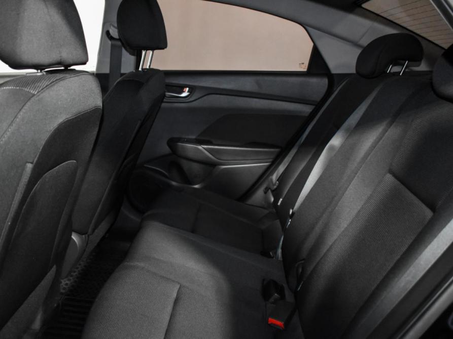 Hyundai Solaris II Санкт-Петербург  - изображение 13