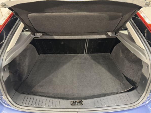 Ford Focus II с пробегом 2006 года, цена 589 800 рублей, 117000 км, хэтчбек, Автокод Объявления