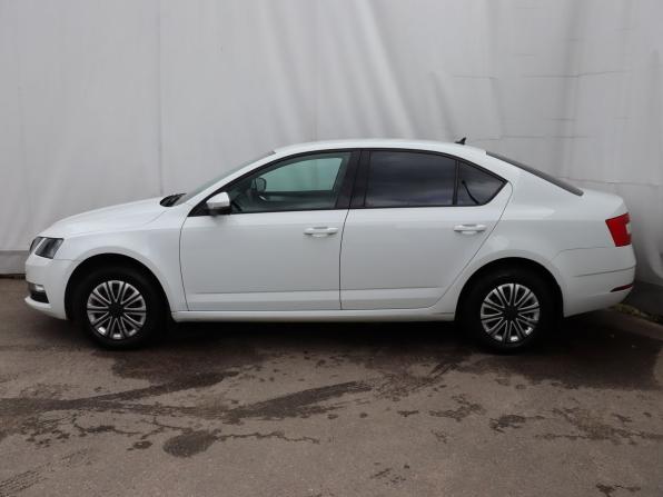 Skoda Octavia III (A7) Рестайлинг с пробегом 2020 года, цена 1 299 000 рублей, 184590 км, лифтбек, Автокод Объявления