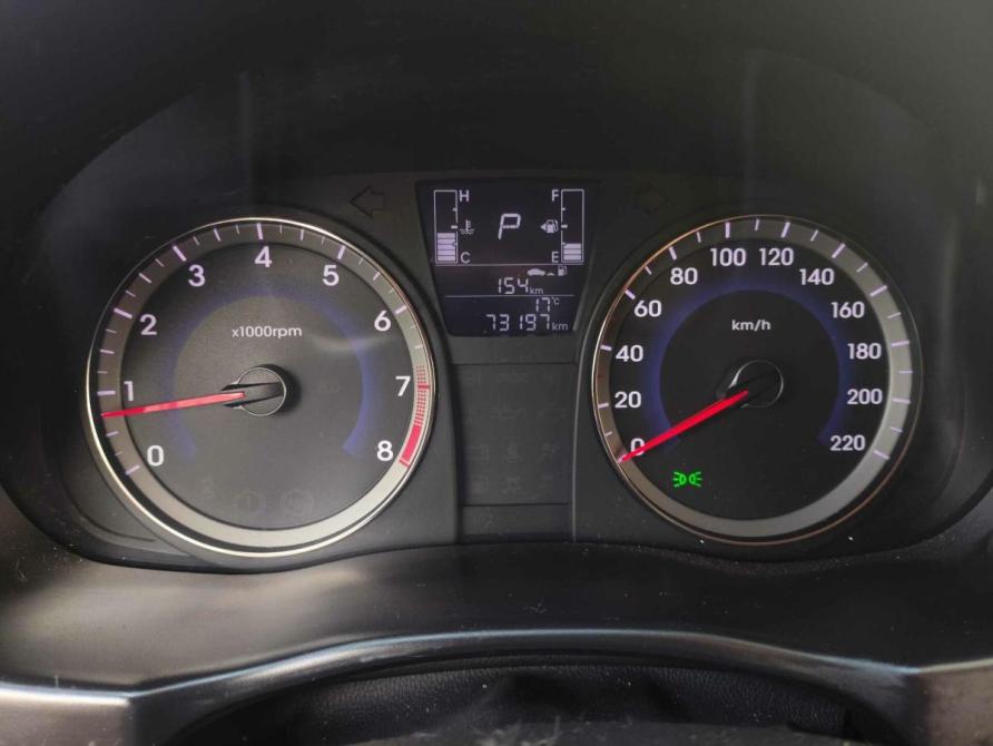 Hyundai Solaris I Рестайлинг Санкт-Петербург  - изображение 19