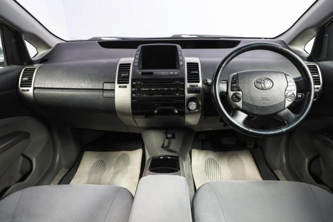 Toyota Prius II Рестайлинг (XW20) с пробегом 2008 года, цена 849 000 рублей, 22132 км, лифтбек, Автокод Объявления
