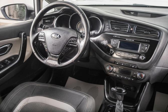 Kia Ceed II с пробегом 2013 года, цена 949 000 рублей, 245000 км, хэтчбек, Автокод Объявления