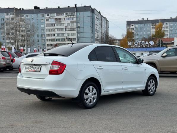 Skoda Rapid I с пробегом 2016 года, цена 849 000 рублей, 111282 км, лифтбек, Автокод Объявления