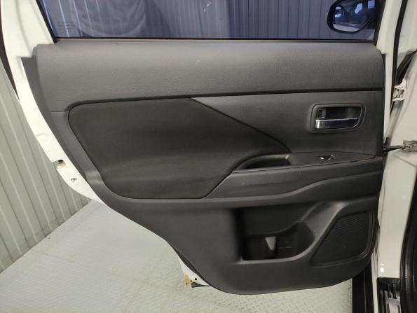 Mitsubishi Outlander III Рестайлинг 2 с пробегом 2017 года, цена 1 746 000 рублей, 137545 км, внедорожник, Автокод Объявления