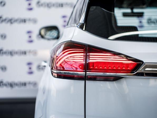 Geely Atlas Pro с пробегом 2023 года, цена 1 390 000 рублей, 142336 км, внедорожник, Автокод Объявления