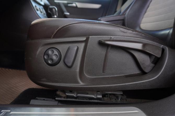 Volkswagen Passat B7 с пробегом 2013 года, цена 1 222 000 рублей, 197638 км, седан, Автокод Объявления