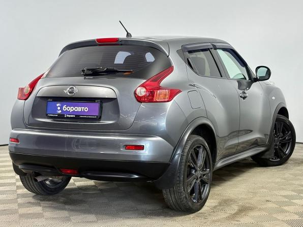 Nissan Juke I с пробегом 2012 года, цена 1 580 000 рублей, 136661 км, внедорожник, Автокод Объявления