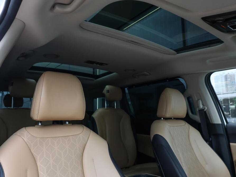 Kia Carnival IV Москва  - изображение 12