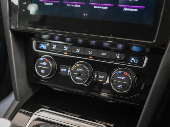 Volkswagen Passat B8 с пробегом 2016 года, цена 1 670 000 рублей, 149320 км, универсал, Автокод Объявления