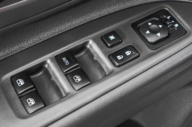 Mitsubishi Outlander III Рестайлинг 2 с пробегом 2015 года, цена 1 599 000 рублей, 210000 км, внедорожник, Автокод Объявления