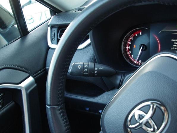 Toyota RAV4 V (XA50) с пробегом 2021 года, цена 4 150 000 рублей, 51000 км, внедорожник, Автокод Объявления