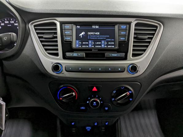 Hyundai Solaris II с пробегом 2019 года, цена 1 450 000 рублей, 28865 км, седан, Автокод Объявления