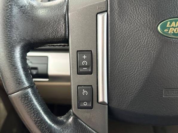 Land Rover Freelander II с пробегом 2008 года, цена 897 000 рублей, 299287 км, внедорожник, Автокод Объявления