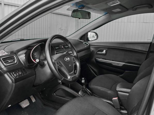 Kia Rio III с пробегом 2015 года, цена 960 000 рублей, 182948 км, седан, Автокод Объявления