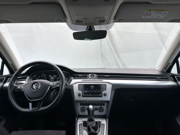 Volkswagen Passat B8 с пробегом 2016 года, цена 1 300 000 рублей, 354436 км, седан, Автокод Объявления