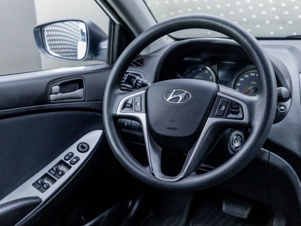 Hyundai Solaris I Рестайлинг с пробегом 2015 года, цена 1 110 000 рублей, 80258 км, седан, Автокод Объявления