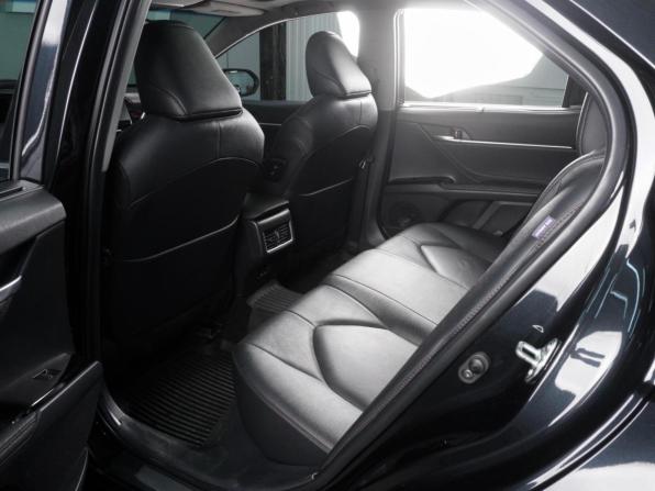 Toyota Camry VIII (XV70) Рестайлинг с пробегом 2023 года, цена 3 589 000 рублей, 25117 км, седан, Автокод Объявления