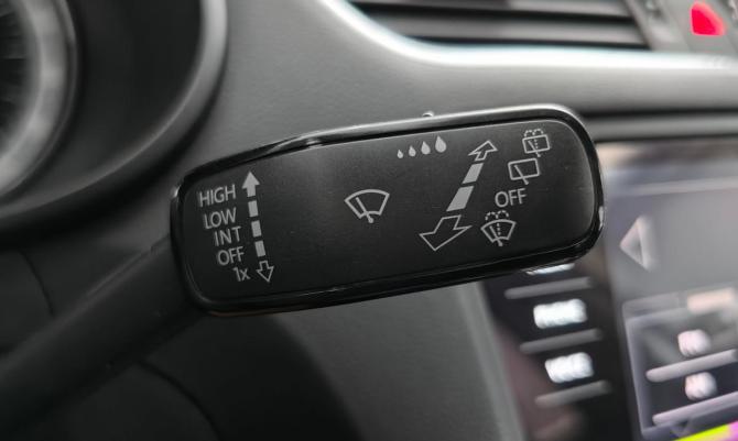 Skoda Octavia III (A7) Рестайлинг с пробегом 2018 года, цена 2 245 000 рублей, 83123 км, лифтбек, Автокод Объявления