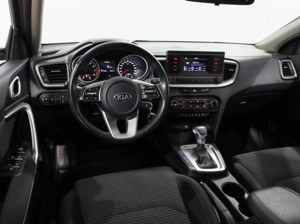 Kia Ceed III с пробегом 2021 года, цена 1 879 000 рублей, 44721 км, хэтчбек, Автокод Объявления