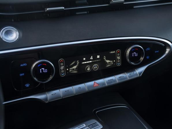 Genesis GV70 I с пробегом 2022 года, цена 4 600 000 рублей, 50000 км, внедорожник, Автокод Объявления