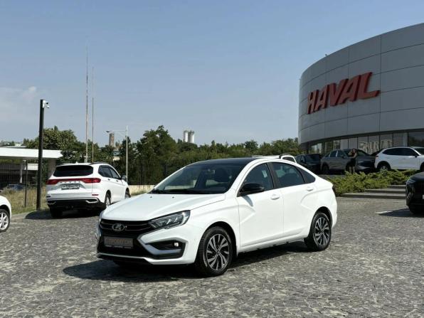Lada (ВАЗ) Vesta I Рестайлинг (NG) с пробегом 2024 года, цена 1 590 000 рублей, 11613 км, седан, Автокод Объявления